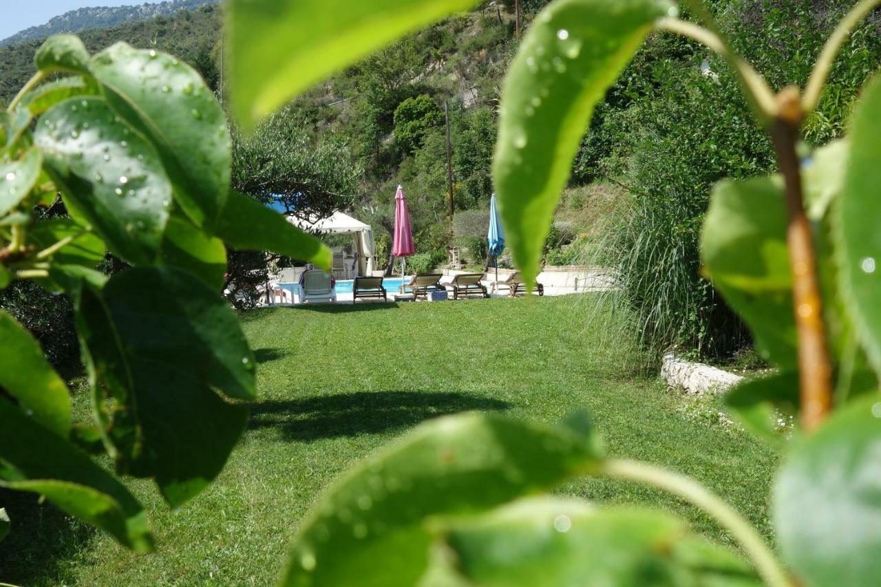 Studio Le Romantique A 20 Kms De Nice Bendéjun Exterior photo